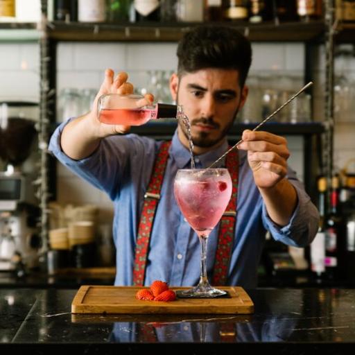 Imagem ilustrativa do curso de Bartender